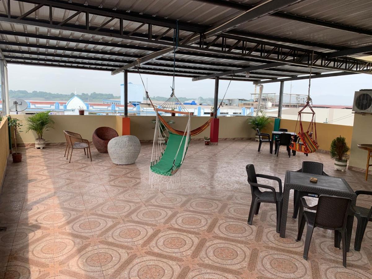 לינה וארוחת בוקר גוויאקיל Residencial Turistico Rio Guayas מראה חיצוני תמונה