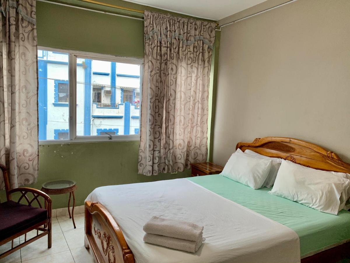 לינה וארוחת בוקר גוויאקיל Residencial Turistico Rio Guayas מראה חיצוני תמונה